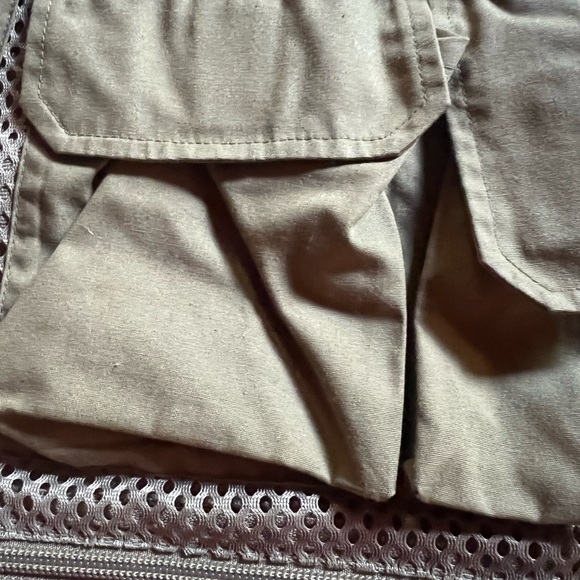 Orvis Mens size medium fishing vest - Picture 5 of 7